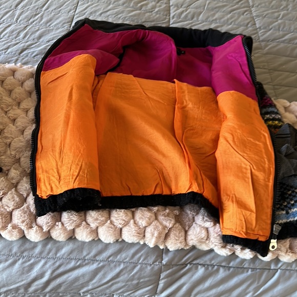 Vintage Style colorful knit winter Vest - Picture 4 of 6